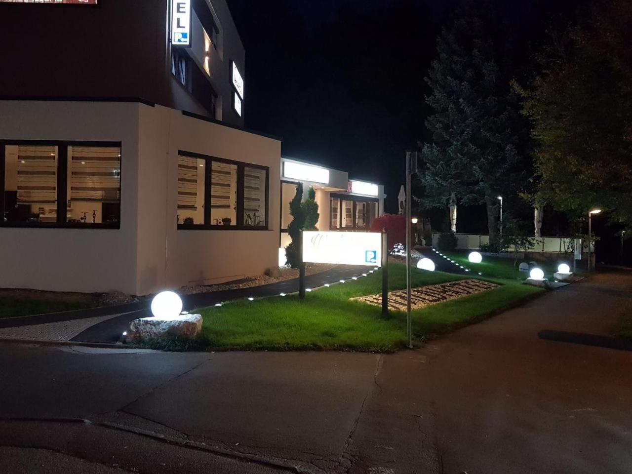 Waldhotel Sindelfingen Am Eichholz Exterior photo